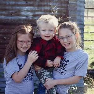 Meet your Posher, Debbie